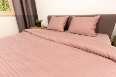 Voodipesu komplekt Line Rose
